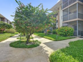 17001 NE 13th Ave 104, Miami FL 33162