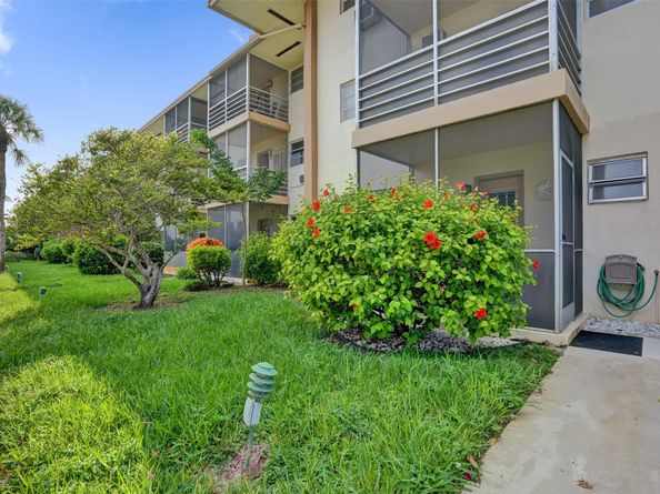 17001 NE 13th Ave 104, Miami FL 33162