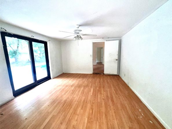 6000 NW 41st Ter, North Lauderdale FL 33319