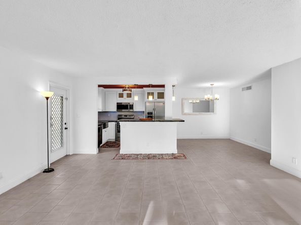 524 Osprey Drive 11b, Delray Beach FL 33444