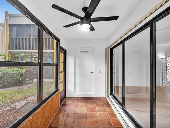 524 Osprey Drive 11b, Delray Beach FL 33444