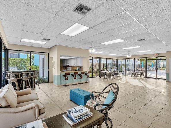 524 Osprey Drive 11b, Delray Beach FL 33444