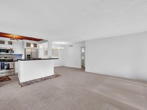 524 Osprey Drive 11b, Delray Beach FL 33444