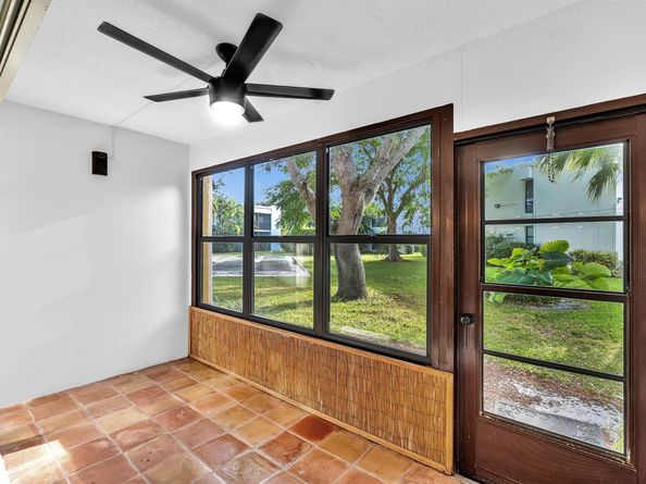 524 Osprey Drive 11b, Delray Beach FL 33444