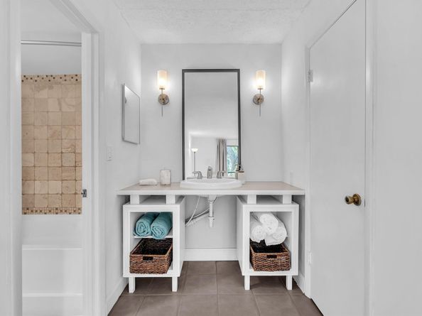 524 Osprey Drive 11b, Delray Beach FL 33444