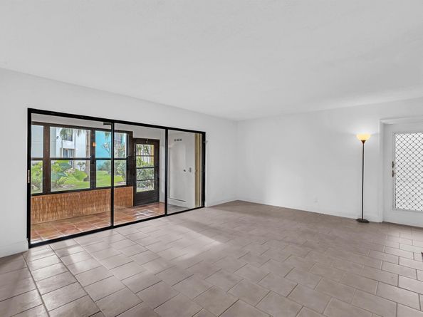 524 Osprey Drive 11b, Delray Beach FL 33444