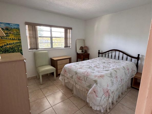 3500 NW 48th 615, Lauderdale Lakes FL 33319