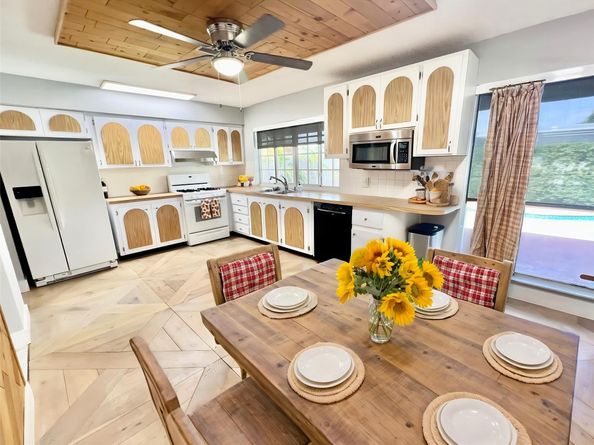 10571 Sunset Strip, Sunrise FL 33322