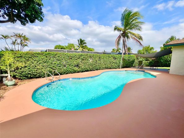 10571 Sunset Strip, Sunrise FL 33322