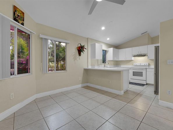 1219 Scioto Rd, North Lauderdale FL 33068