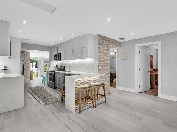 81 NW 47th Ct, Fort Lauderdale FL 33309