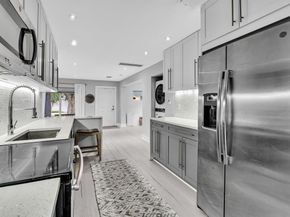 81 NW 47th Ct, Fort Lauderdale FL 33309