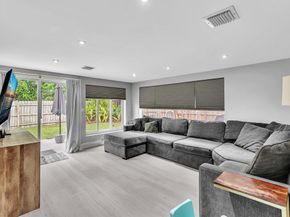 81 NW 47th Ct, Fort Lauderdale FL 33309