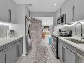 81 NW 47th Ct, Fort Lauderdale FL 33309