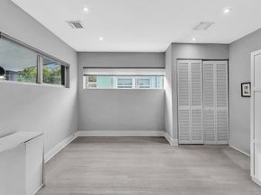 81 NW 47th Ct, Fort Lauderdale FL 33309