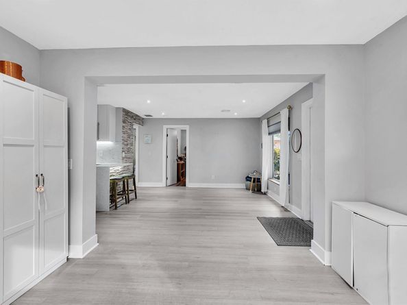 81 NW 47th Ct, Fort Lauderdale FL 33309