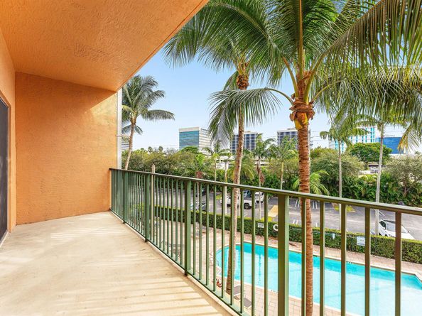 1650 Presidential Way A 302, West Palm Beach FL 33401