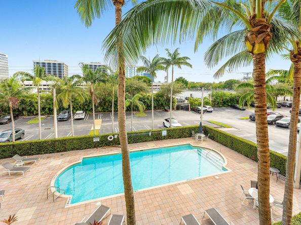 1650 Presidential Way A 302, West Palm Beach FL 33401