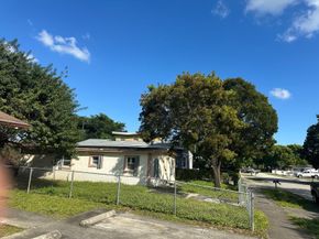 2863 NW 12th Ct, Fort Lauderdale FL 33311