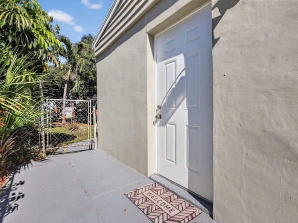 1941 Taft Street, Hollywood FL 33020