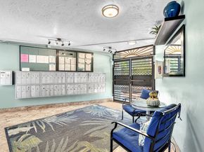 801 NE 18th Ct 103, Fort Lauderdale FL 33305