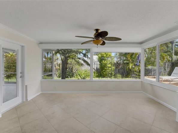 2725 SE 5th Ct, Pompano Beach FL 33062