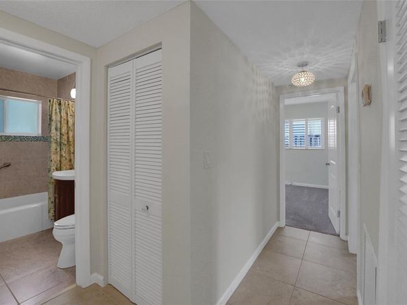 2725 SE 5th Ct, Pompano Beach FL 33062