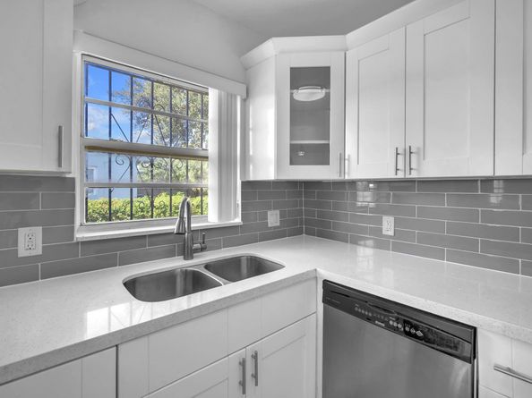 17115 NW 12th Ct, Miami FL 33169