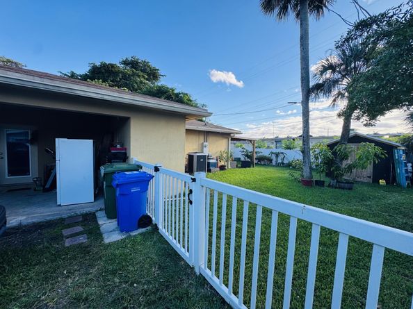 5816 Seton Dr., Margate FL 33063