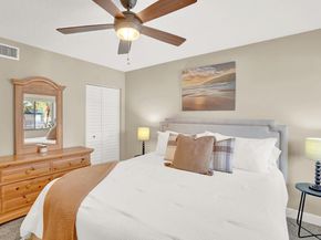 1605 S Us Highway 1 202v5, Jupiter FL 33477