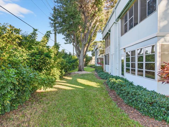 449 Normandy J, Delray Beach FL 33484