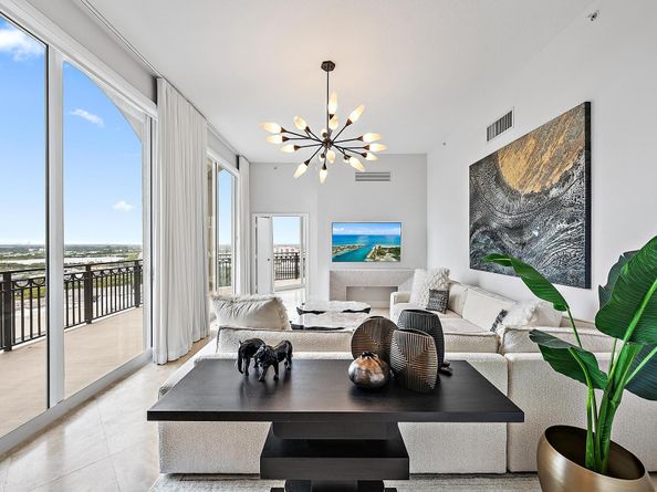 550 Okeechobee Boulevard Uph11, West Palm Beach FL 33401