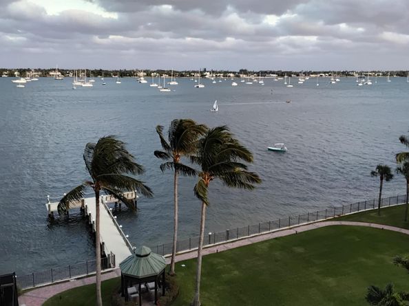 5200 N Flagler Drive SE 2006, West Palm Beach FL 33407