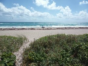 5200 N Flagler Drive SE 2006, West Palm Beach FL 33407