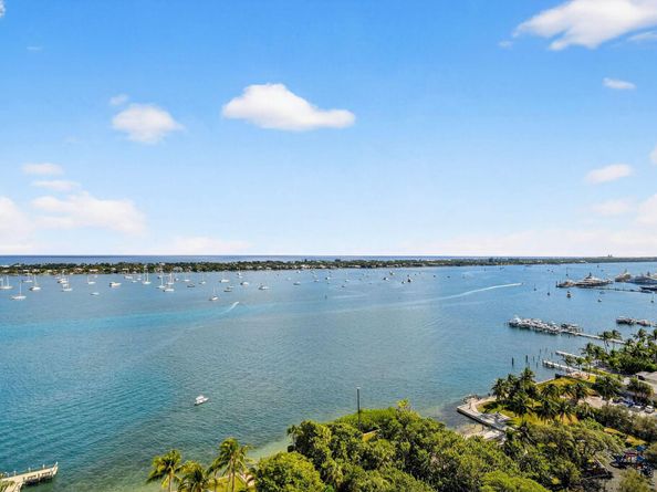 5200 N Flagler Drive SE 2006, West Palm Beach FL 33407