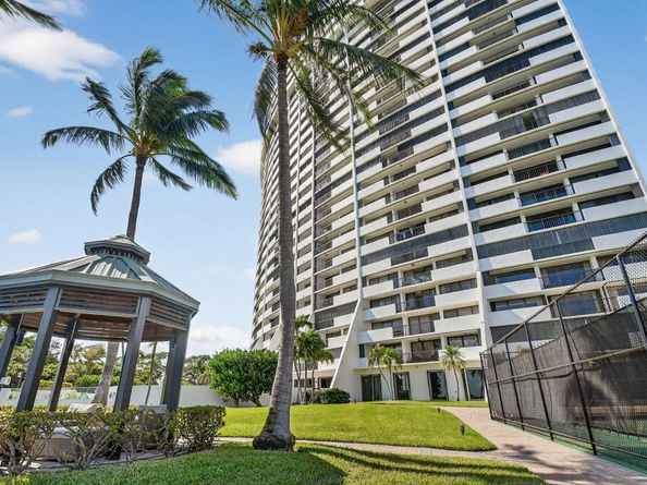 5200 N Flagler Drive SE 2006, West Palm Beach FL 33407