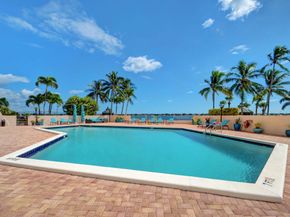 5200 N Flagler Drive SE 2006, West Palm Beach FL 33407