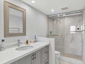 5200 N Flagler Drive SE 2006, West Palm Beach FL 33407