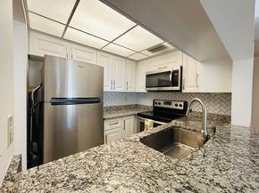 7106 Golf Colony Court 104, Lake Worth FL 33467