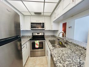 7106 Golf Colony Court 104, Lake Worth FL 33467