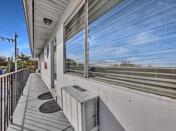 707 S 19th Ave 9, Hollywood FL 33020