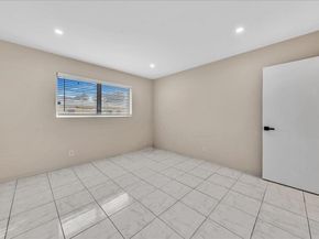 707 S 19th Ave 9, Hollywood FL 33020