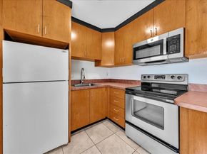 707 S 19th Ave 9, Hollywood FL 33020