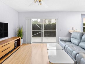 10652 Buttonwood Lake Drive, Boca Raton FL 33498