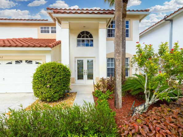 10652 Buttonwood Lake Drive, Boca Raton FL 33498