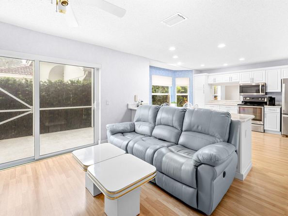 10652 Buttonwood Lake Drive, Boca Raton FL 33498