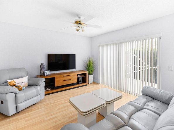 10652 Buttonwood Lake Drive, Boca Raton FL 33498