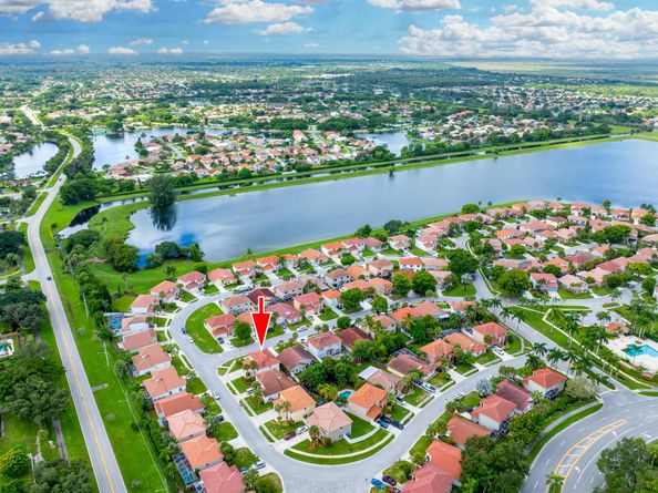 10652 Buttonwood Lake Drive, Boca Raton FL 33498