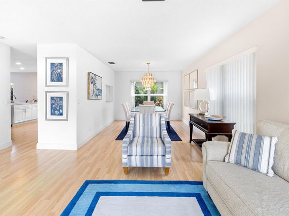 10652 Buttonwood Lake Drive, Boca Raton FL 33498