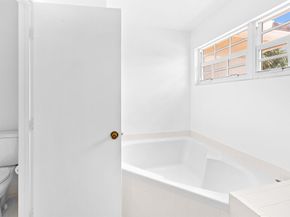 10652 Buttonwood Lake Drive, Boca Raton FL 33498